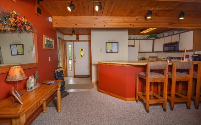 Sunplace 3 Bedroom Townhome #07