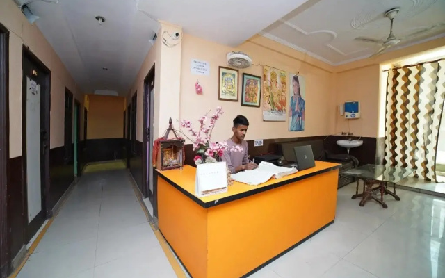 Aarav Guest House by OYO Rooms