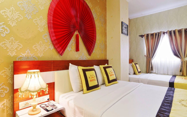 Boss Palace Hotel