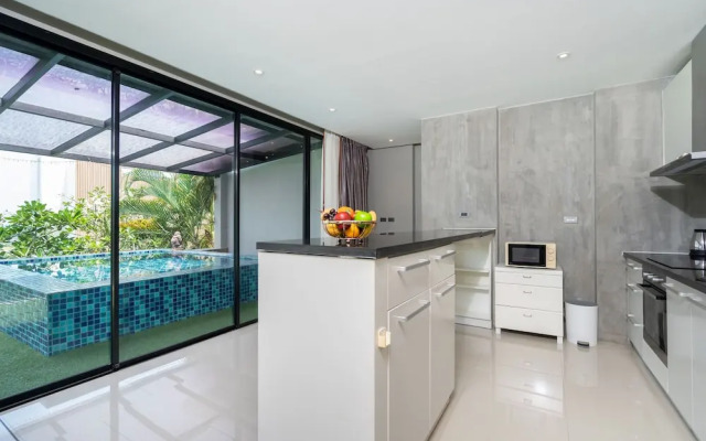 Designer Sea View Villa Natural Touch A1