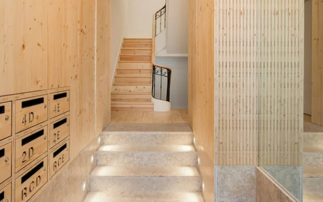 AB10 Modern Lisbon