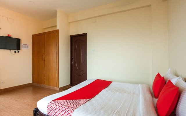 OYO 39342 Beehive Inn