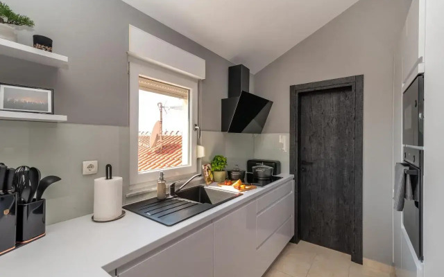 Apartment No. 8