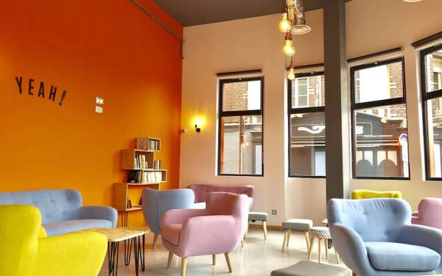 Share And Cheers Hostel