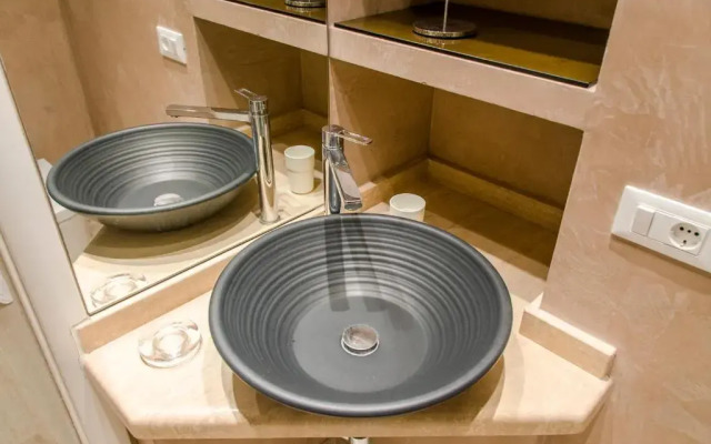 ALTIDO Elegant House for 4, with Garden in Garlenda