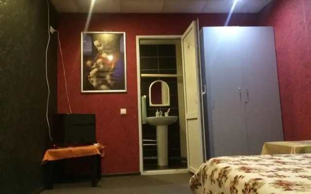 Lodging houses Revolyutsii 28 - Hostel