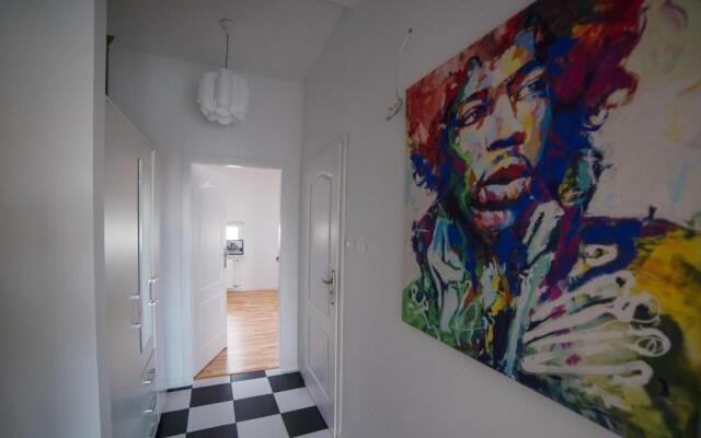 Walking Streets Penthouse!