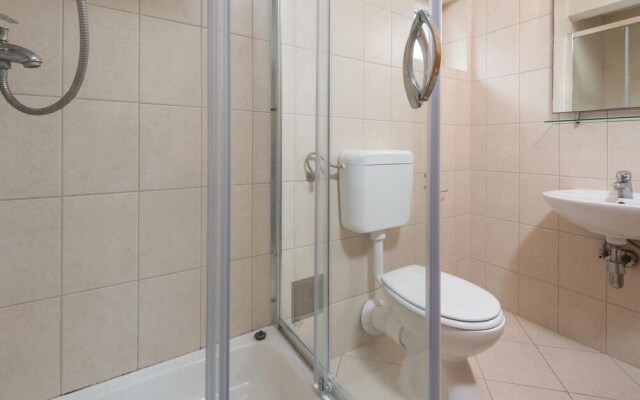 Amazing Home in Kuciste With Sauna, Wifi and 9 Bedrooms