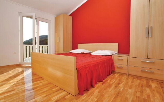 Awesome Home in Blato With Wifi and 6 Bedrooms