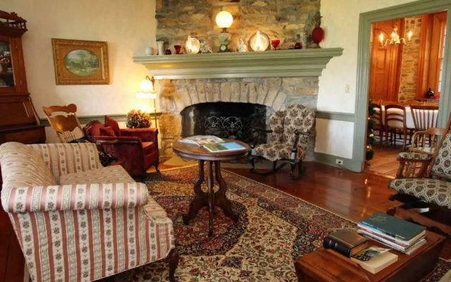 Rocky Acre Farm Bed and Breakfast