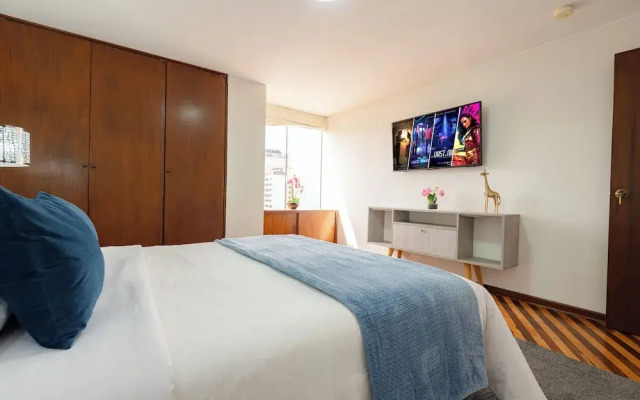 OceanFront Larcomar Apartments