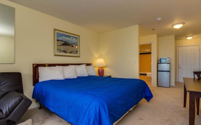 The Sandstone Point Inn