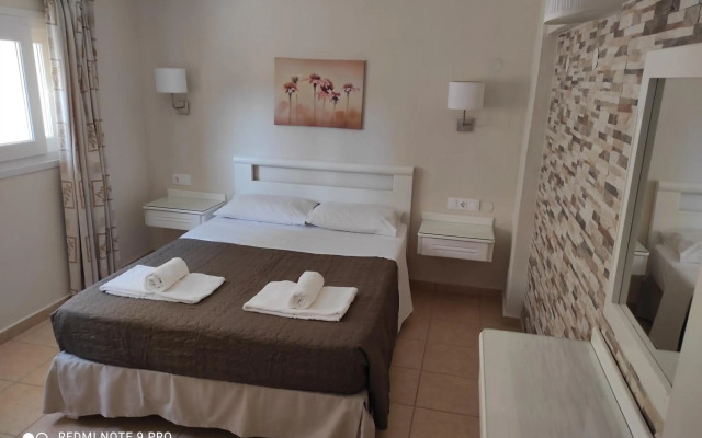 Blue Sky Apartments Malia