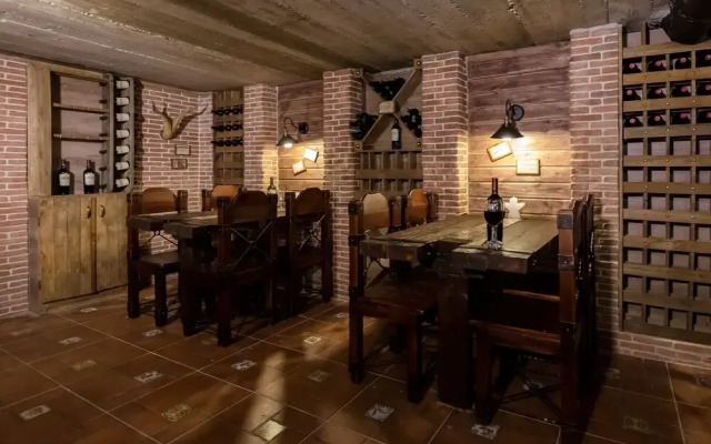 Old Side Boutique Hotel