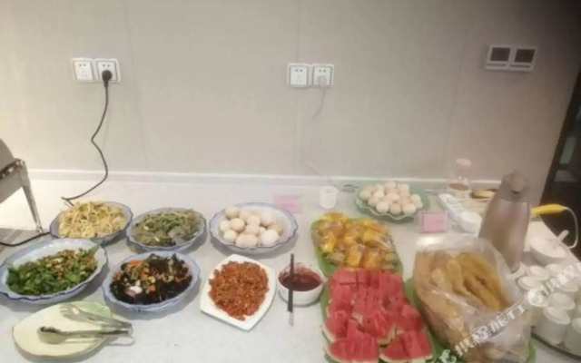 Yi Jia 365 Chain Hotel (Feixiang Jingtang Street)
