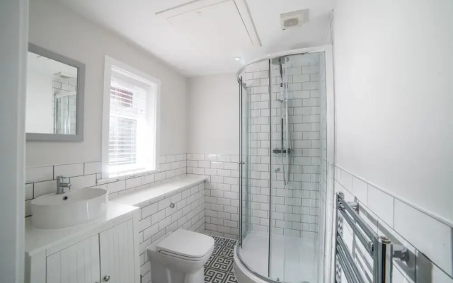 The Lakes Rookley Holiday Park