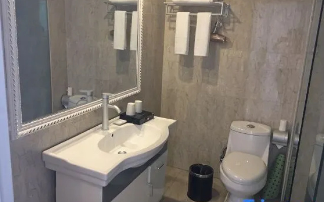 Xiangshan Oak Hotel (Xiangshan Wanda Plaza Passenger Transport Center) – Bathroom – Ningbo