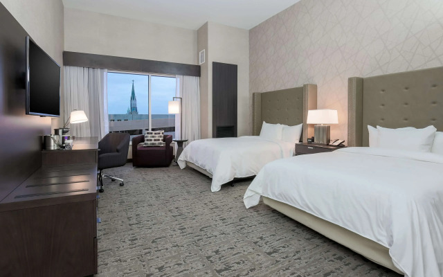 DoubleTree by Hilton Evansville