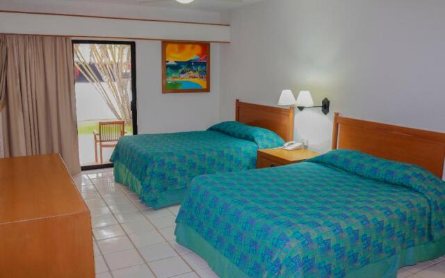 Plaza Pelicanos Club Beach Resort All Inclusive