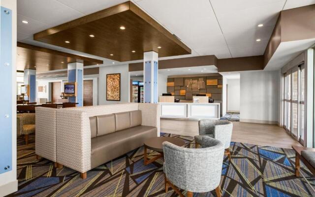 Holiday Inn Express & Suites Sanford- Lake Mary, an IHG Hotel