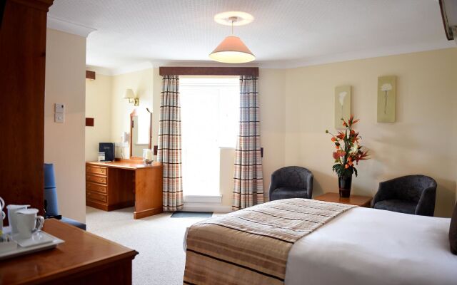 The Riviera Hotel & Holiday Apartments