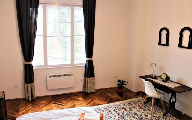 Csilla Home Apartman