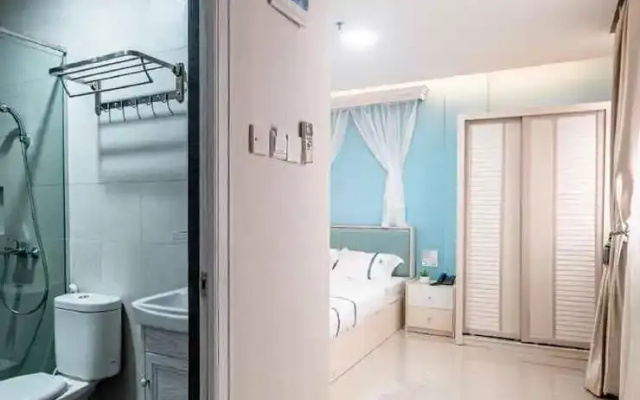 Lees Hotel