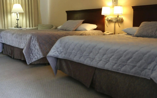 Hiway House Motel