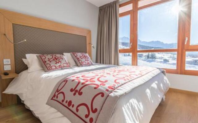 Apartment Monarques 703