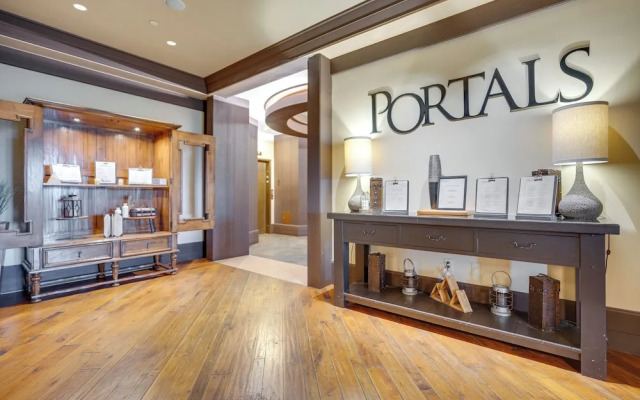 Pet-friendly Cle Elum Condo - Hike, Ski & Relax!