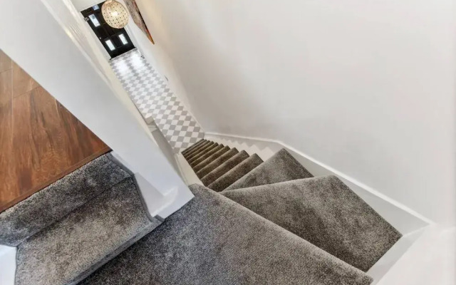 Home Away From Home With an Indoor Fireplace!