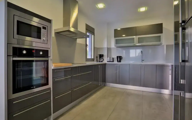Amazing Villa Near Ibiza Town