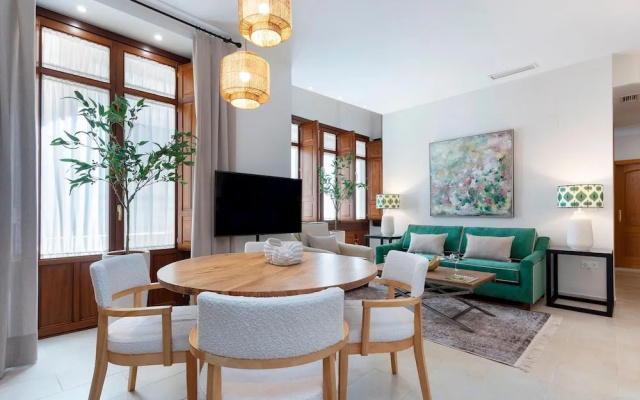 Unique Apartment in Cordoba Templo Romano