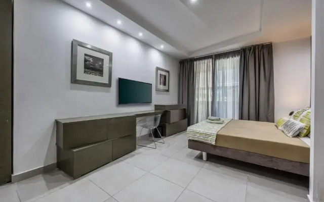 Jules Suites