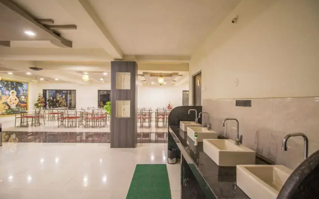 Hotel Yogiraj Palace