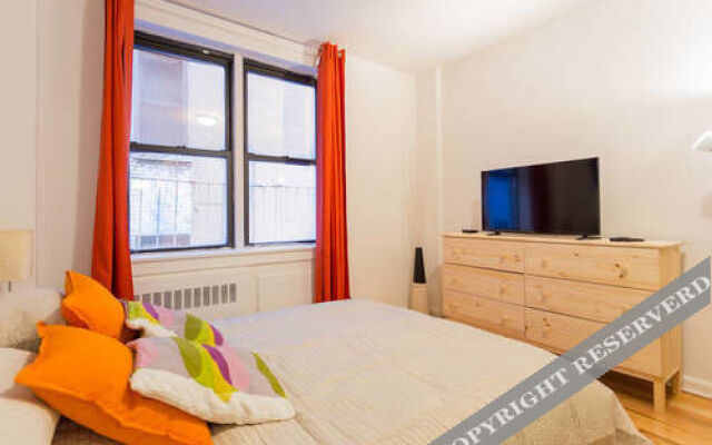 Beautiful Studio Near Central Park