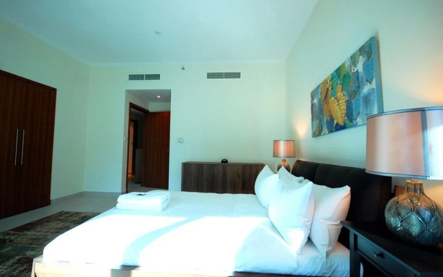 Kennedy Towers - Attessa