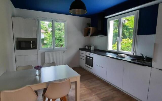 PARABISU TTIKIA "Petit Paradis"