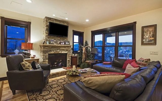 Abode at Gamble Oak in Solamere
