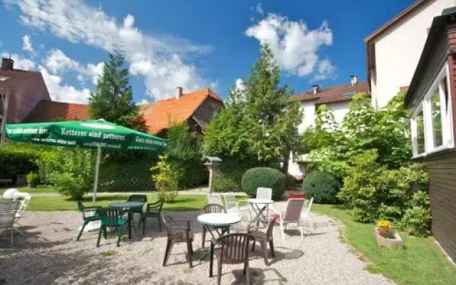 Gasthof und Pension zum Kreuz