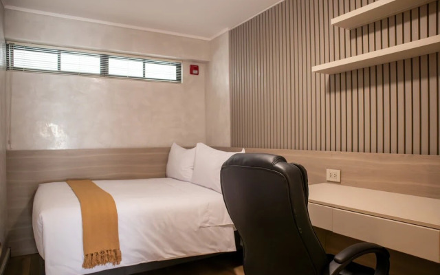 w Flawless 3BR w Balcony in Miraflores