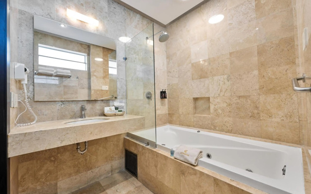 Hotel Estancia Business Class