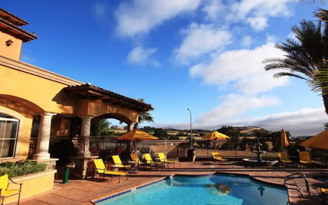 Bellasera Hotel & Suites Paso Robles, Tapestry by Hilton