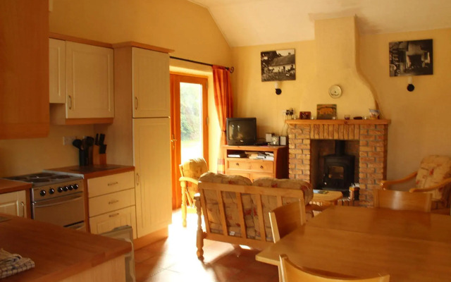TerryGlass cottage with BBQ