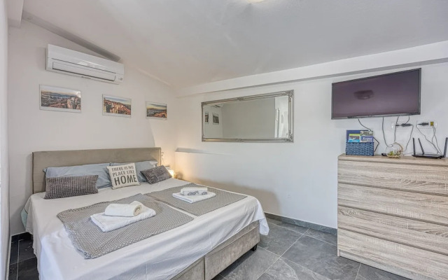 Honeymoon Suite Črni Kal