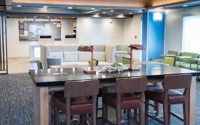 Holiday Inn Express Moss Point by IHG