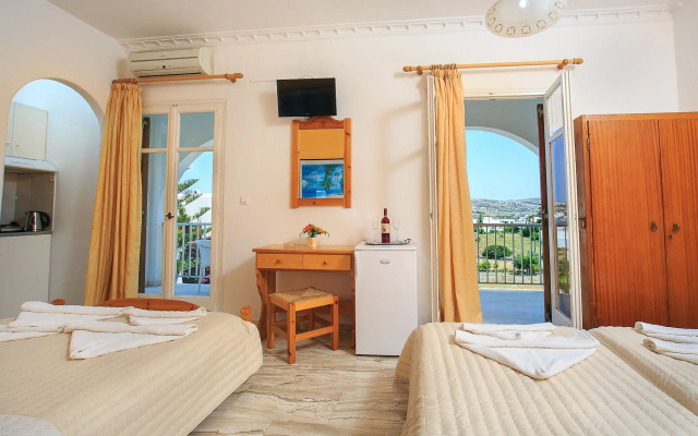 John's Rooms & Studios