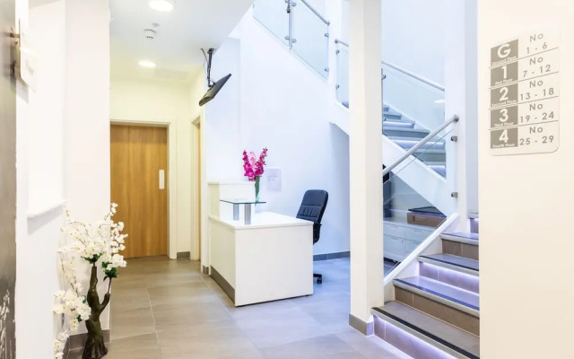Kensington High Street Suites