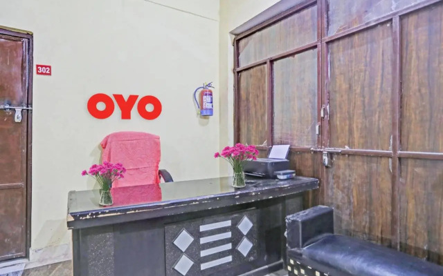 OYO 92887 Metro City Guest House