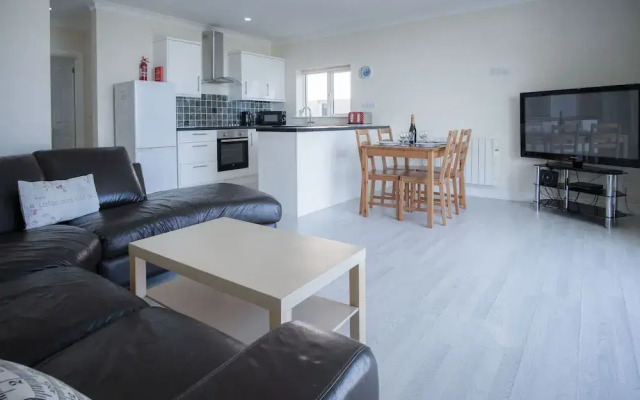 Seafarer - 2 Bedroom Apartment - Pendine
